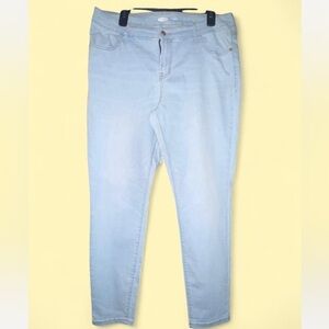 Old Navy Women's Sky Blue Cropped Jeans